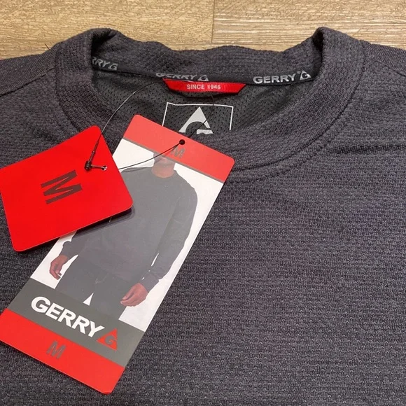 NWT Gerry Men’s Textured Crew Sweatshirt in Black Size M - Picture 1 of 6